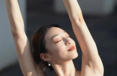 珠宝小姐姐户外运动,珠宝小姐姐的运动风采